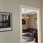 Vittore 11 Square 아파트 *