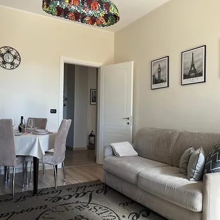 Vittore 11 Square * Βερμπάνια