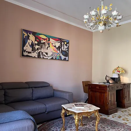 Διαμέρισμα Vittore 11 Square *