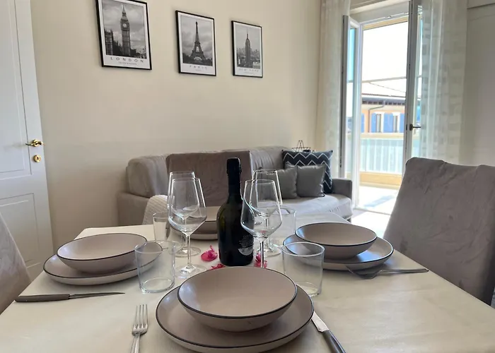 Vittore 11 Square Apartament *