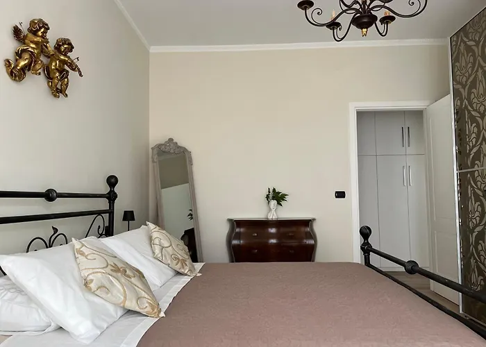 Vittore 11 Square * Verbania