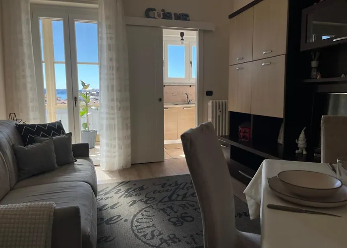 Vittore 11 Square * Verbania